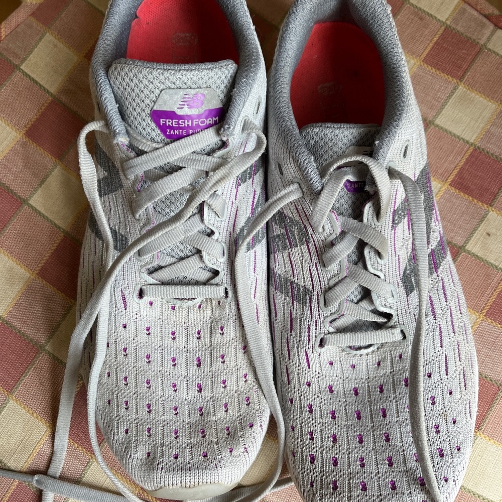 New Balance Fresh Foam womens 8.5